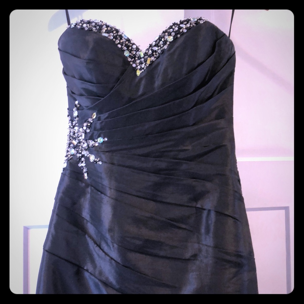 Beautiful Black Floor Length Gown